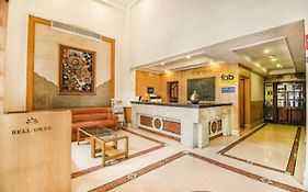 Hotel Metro Manor